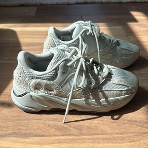 Adidas Yeezy Boost 700 in "Salt"